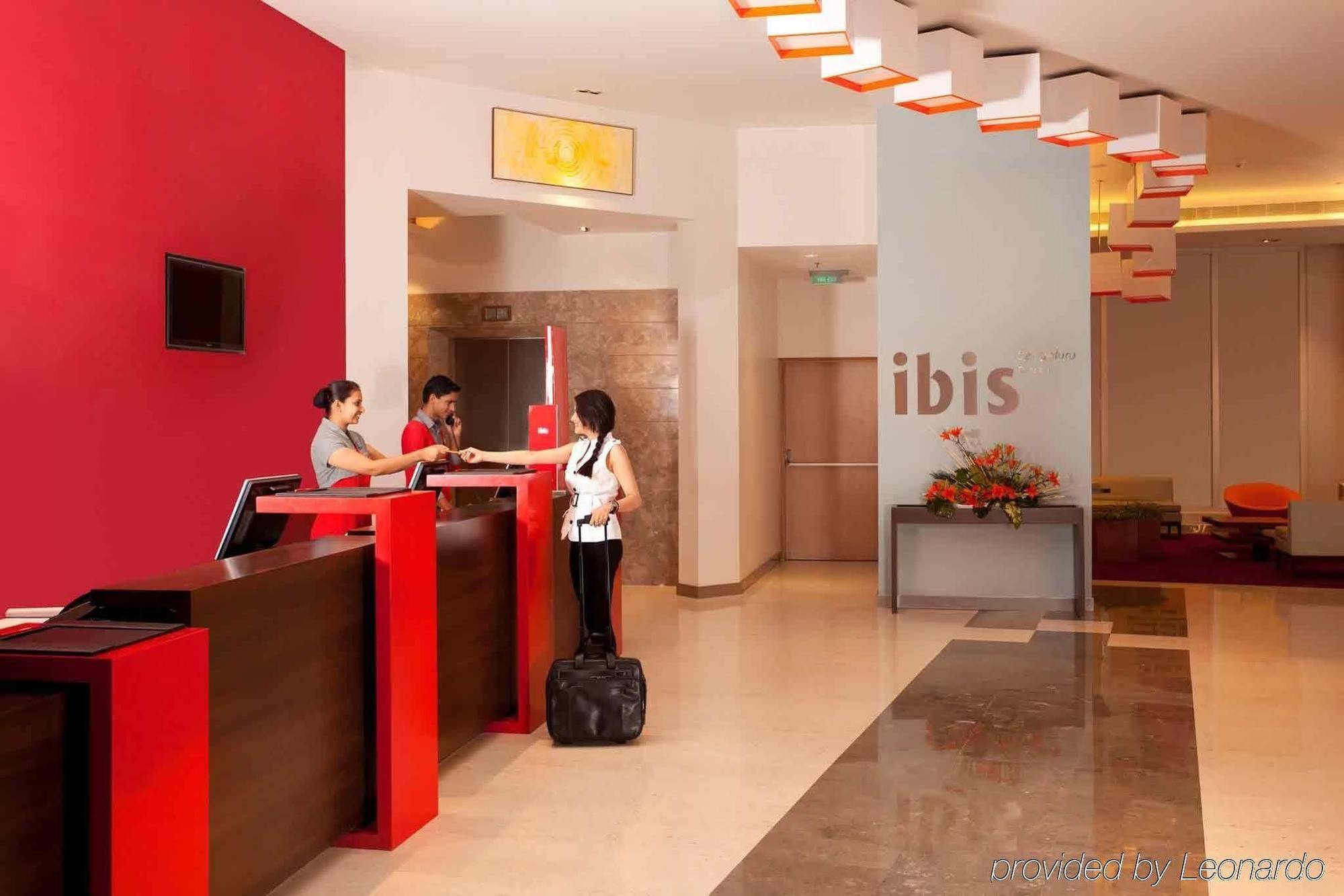 Готель Ibis Bengaluru Outer Ring Road Інтер'єр фото