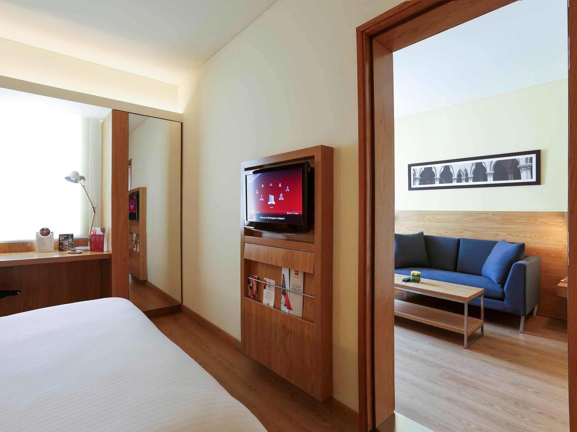 Готель Ibis Bengaluru Outer Ring Road Екстер'єр фото